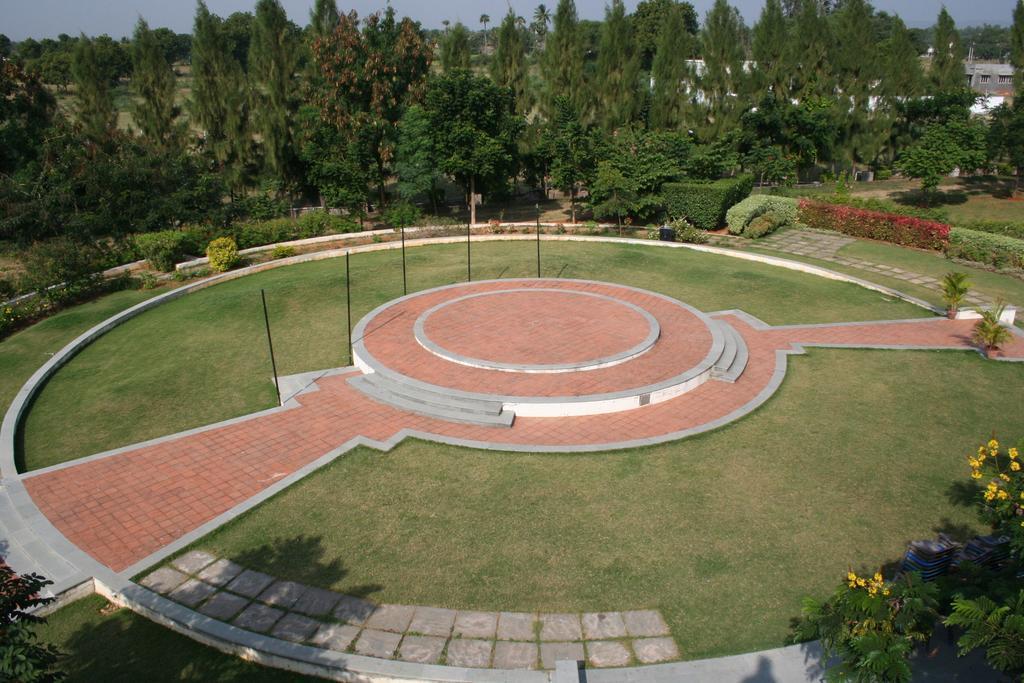 Arunai Anantha Resort Tiruvannāmalai Exterior foto