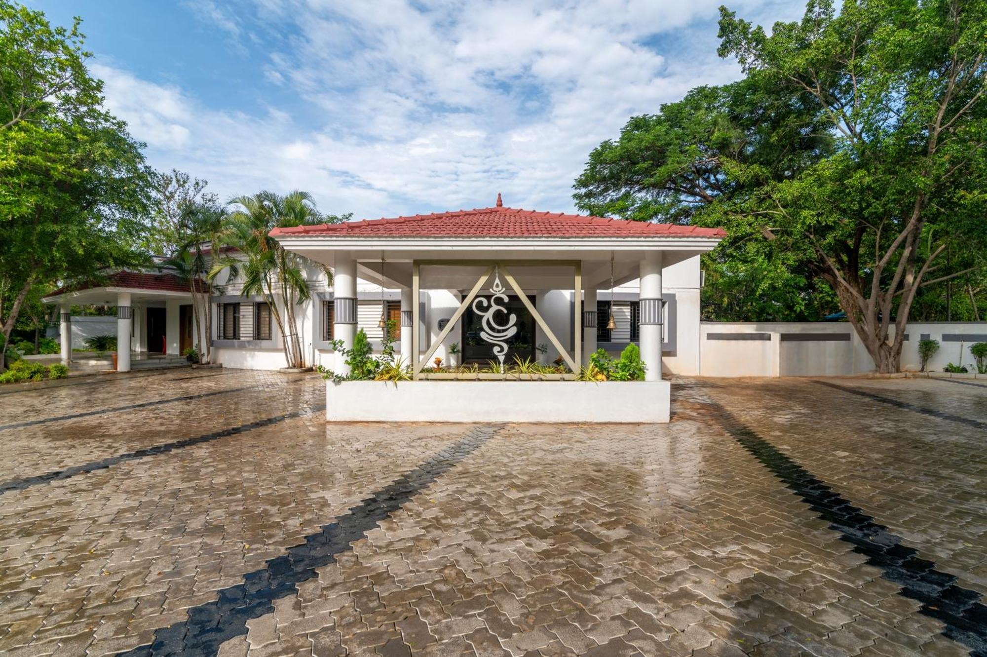 Arunai Anantha Resort Tiruvannāmalai Exterior foto